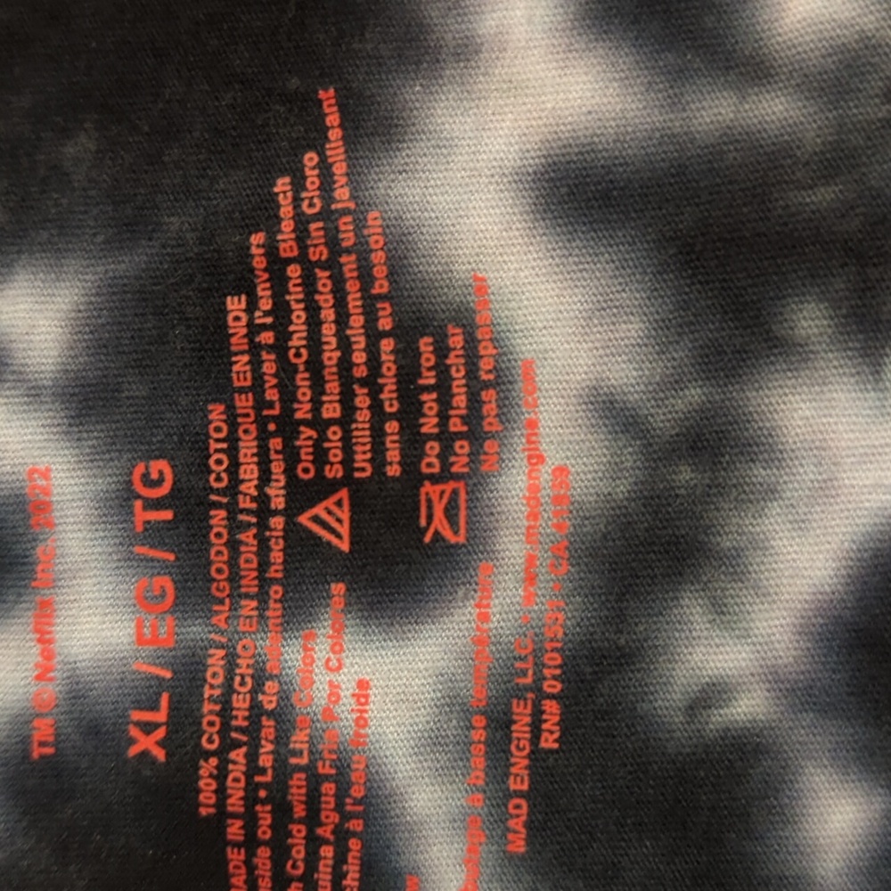 Stranger Things Black Tie Dye Tank Top Men's XL Netflix - Picture 8 of 9